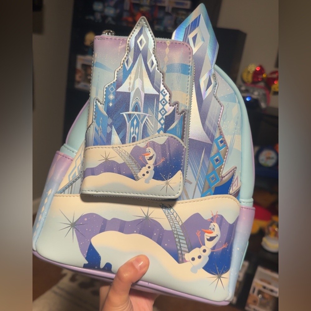 Brand new Loungefly Disney Frozen Castle mini backpack & wallet ❄️